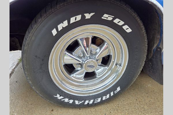 Auction listing photo