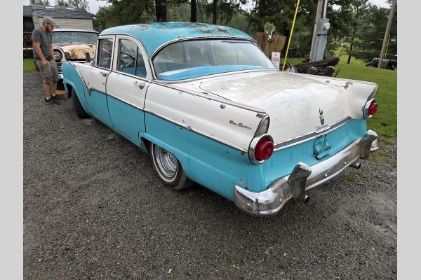 Auction listing photo