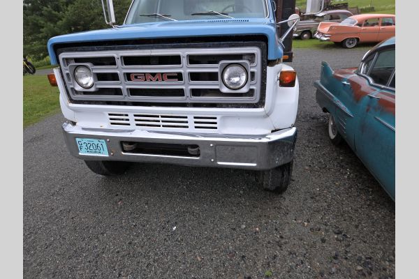 Auction listing photo