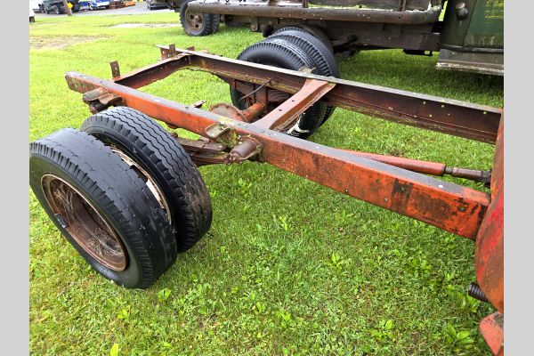 Auction listing photo