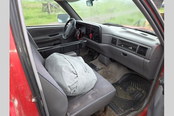 Auction listing photo