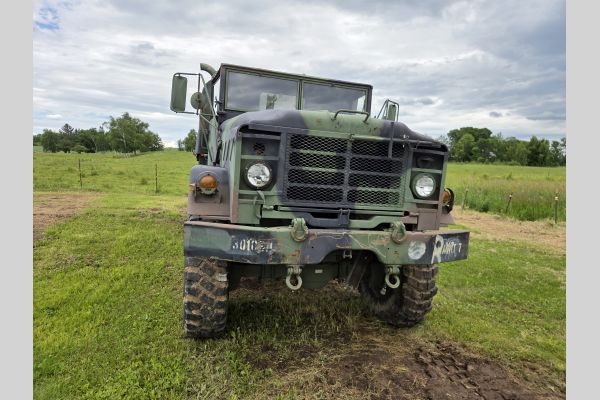 Auction listing photo