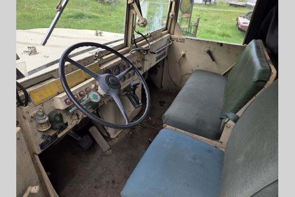 Auction listing photo