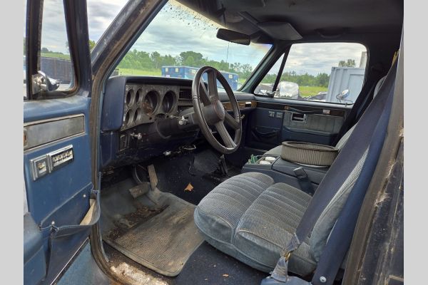 Auction listing photo
