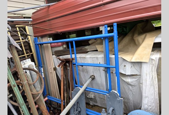 Auction listing photo