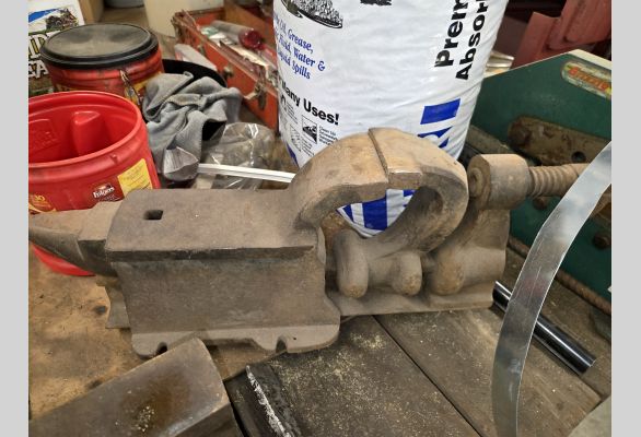 Auction listing photo