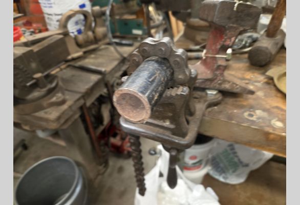 Auction listing photo