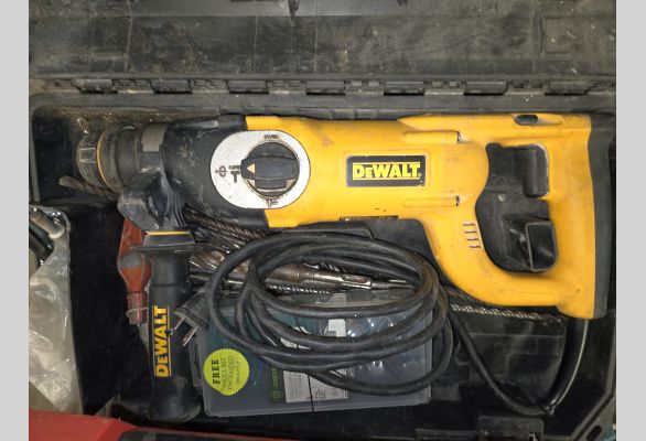 Auction listing photo