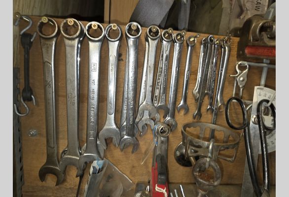 Auction listing photo