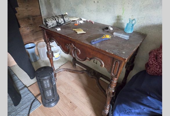 Auction listing photo