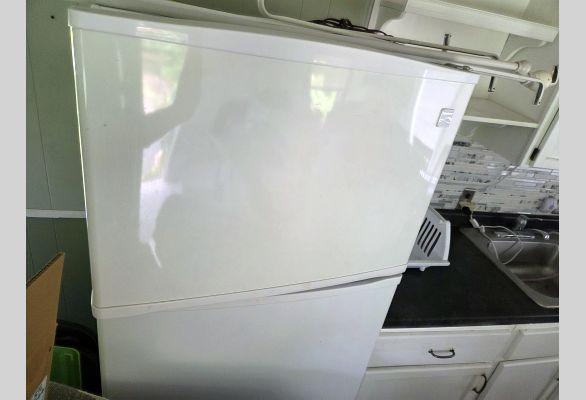 Auction listing photo
