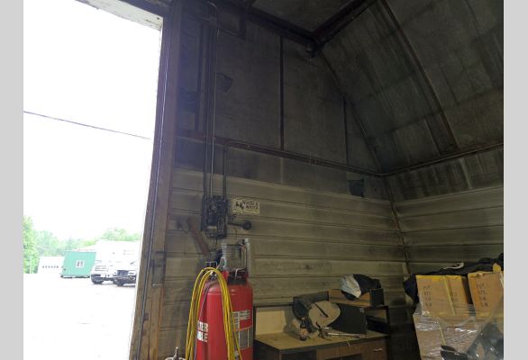Auction listing photo