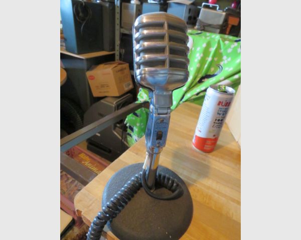 auction image