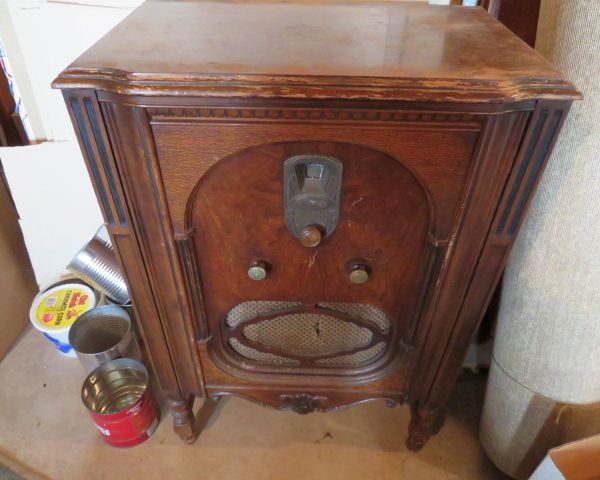 auction image