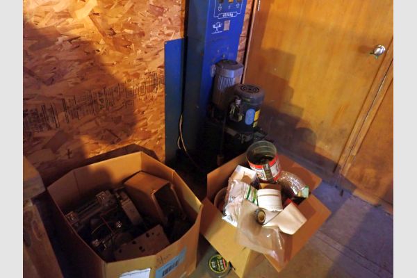 Auction listing photo