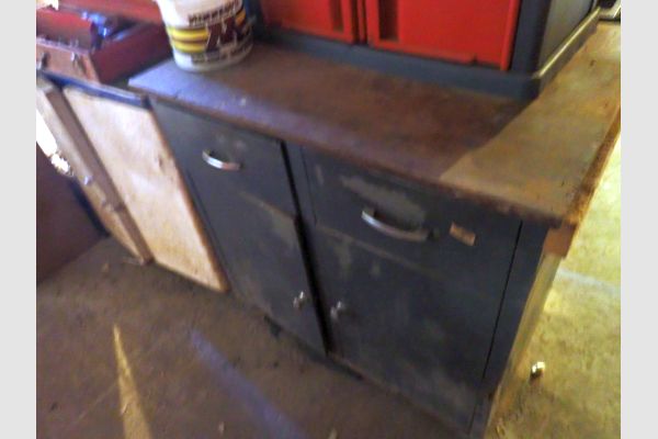 Auction listing photo