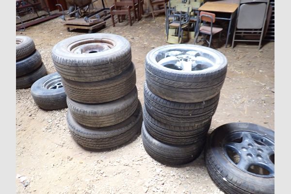 Auction listing photo