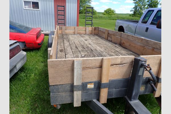 Auction listing photo