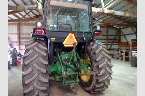 Auction listing photo