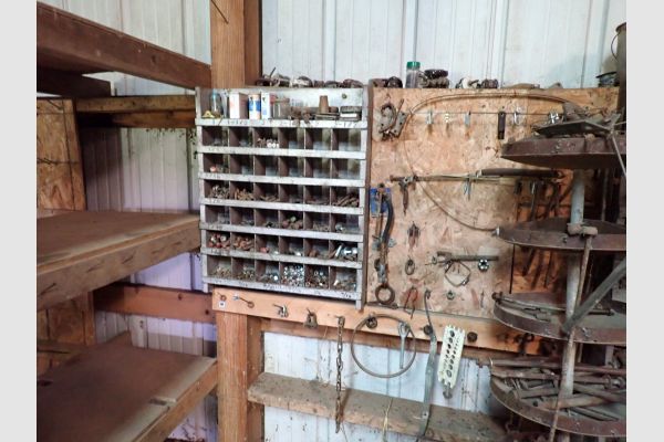 Auction listing photo