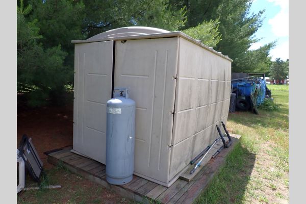 Auction listing photo