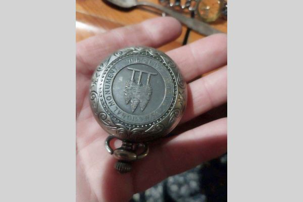 Auction listing photo