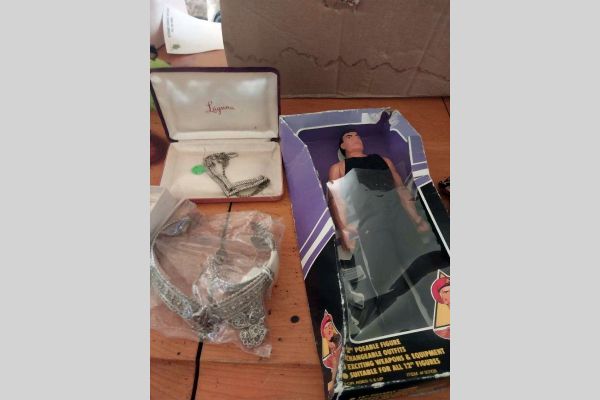 Auction listing photo