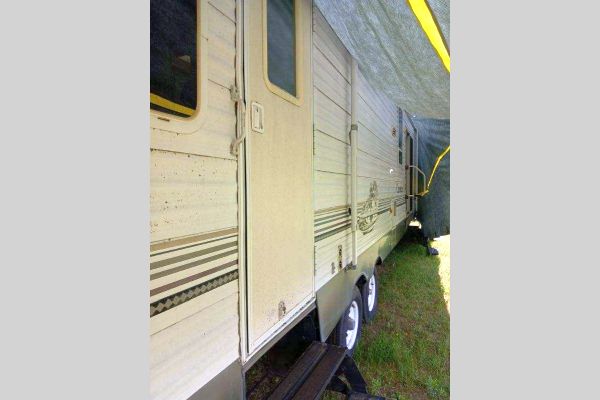 Auction listing photo