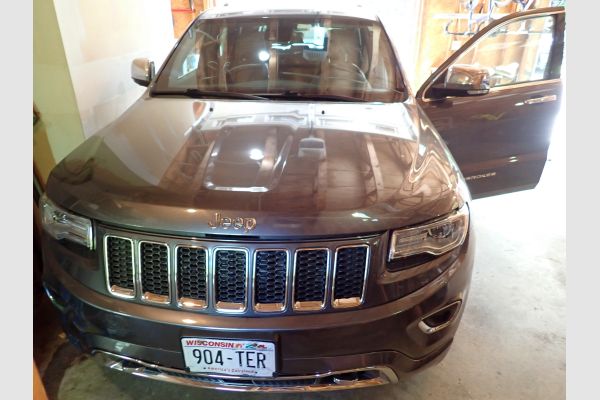 Auction listing photo