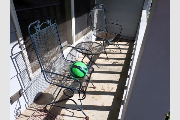Auction listing photo