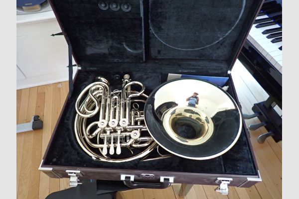Auction listing photo