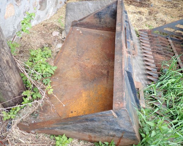 Auction listing photo