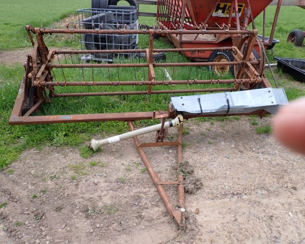 Auction listing photo