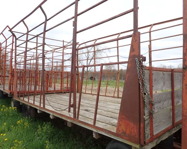 Auction listing photo