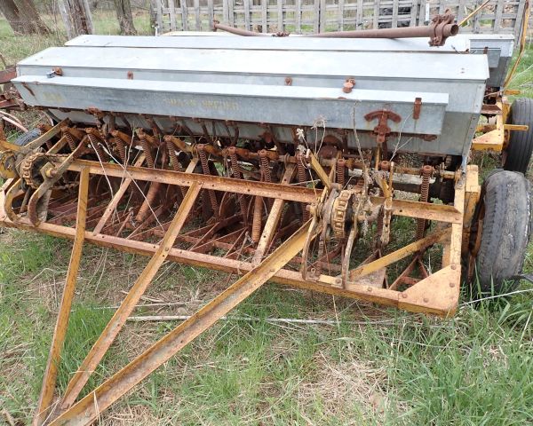 Auction listing photo