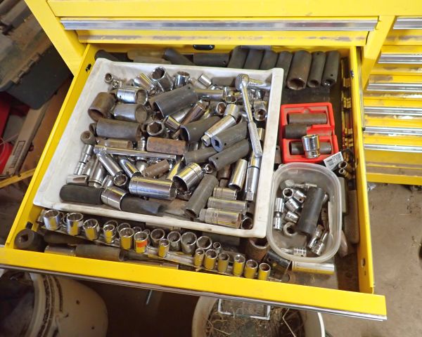 Auction listing photo