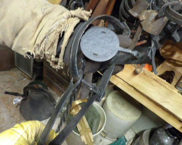 auction image