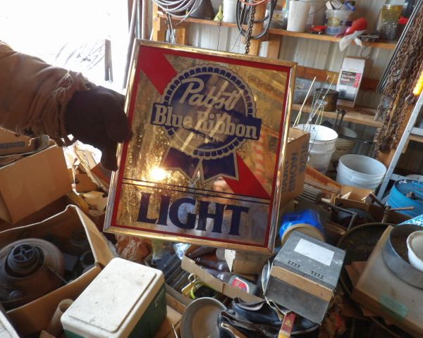 auction image