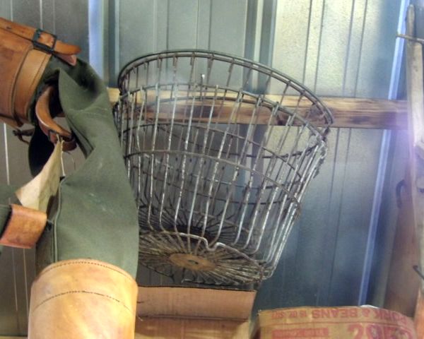 auction image