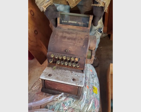 auction image