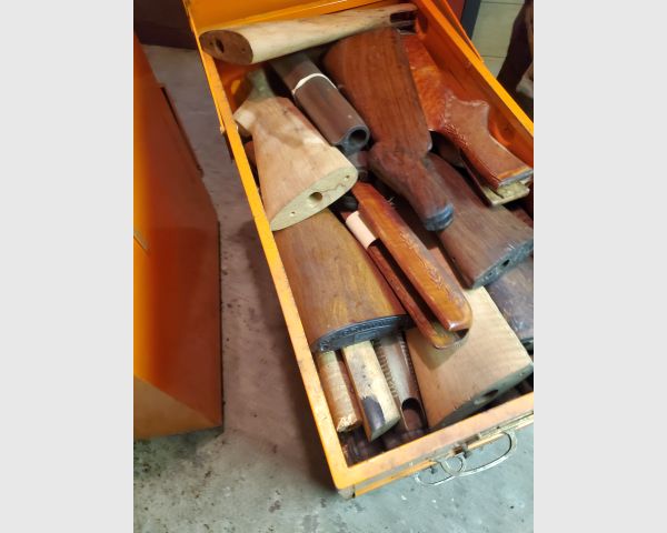 auction image