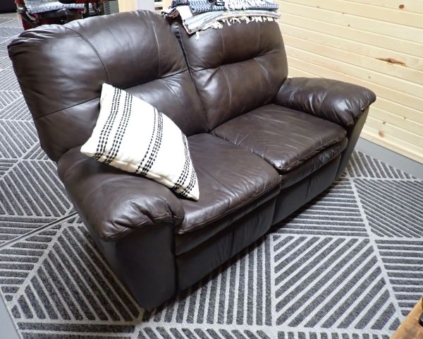Auction listing photo