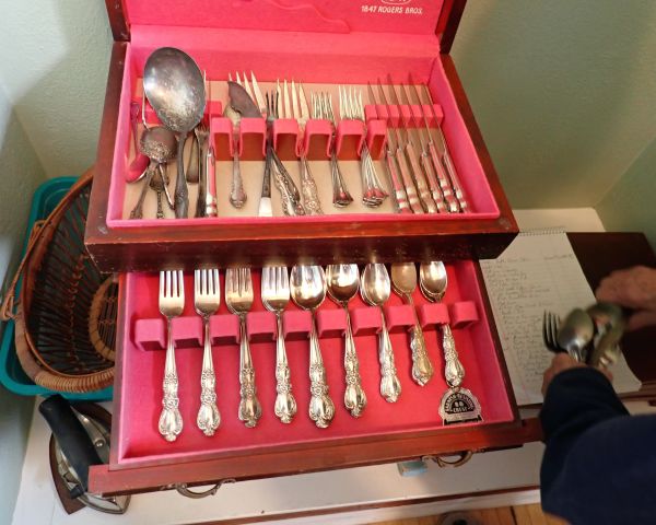 Auction listing photo