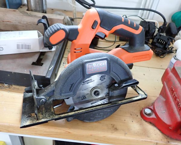 Auction listing photo