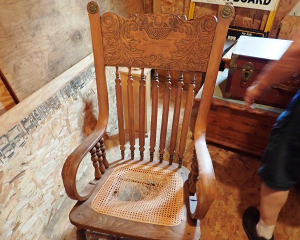 Auction listing photo