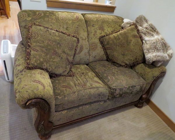 auction image