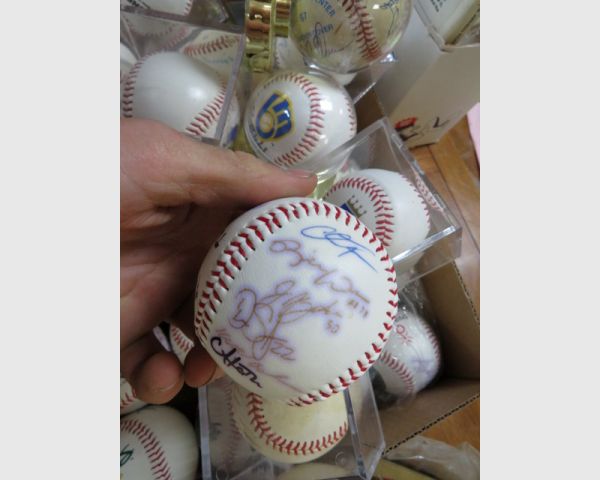auction image