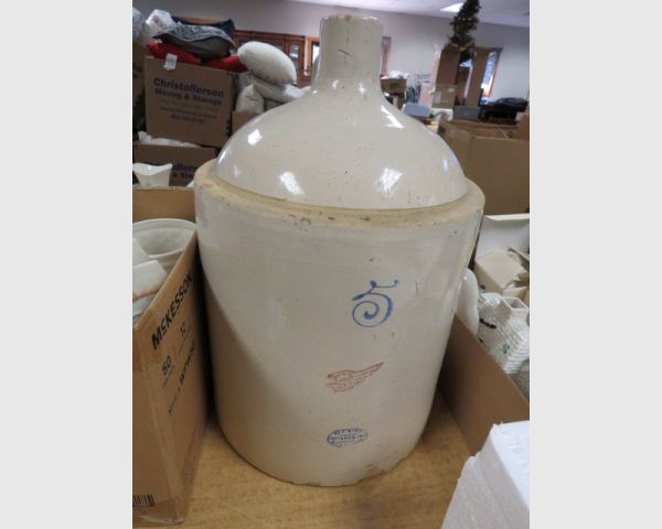 auction image