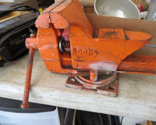 auction image
