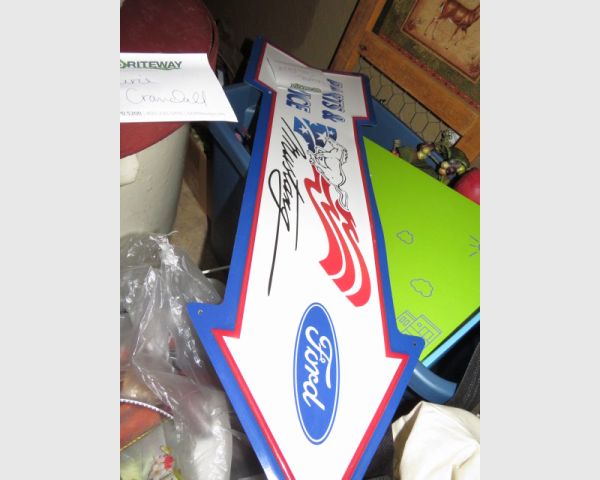 auction image